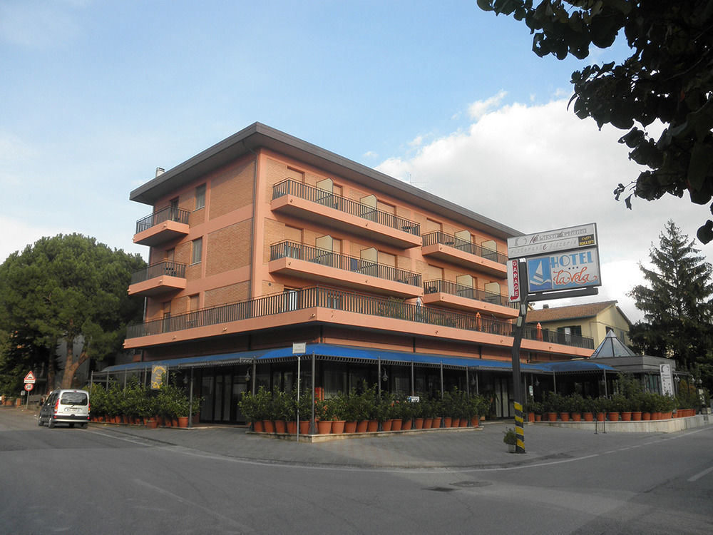 Hotel La Vela Passignano sul Trasimeno Extérieur photo